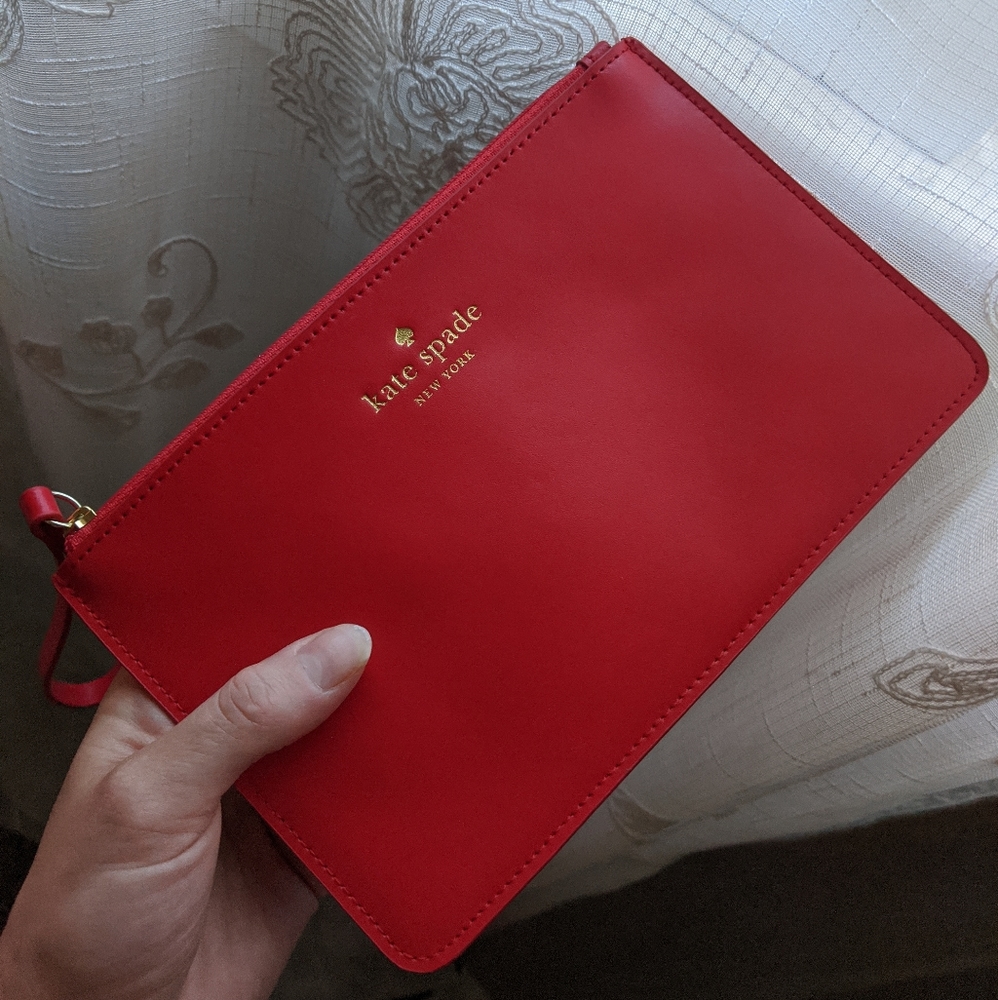 BRAND NEW Kate Spade New York Red Clutch Wristlet